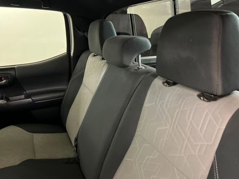 Used 2023 Toyota Tacoma TRD Off-Road image 22