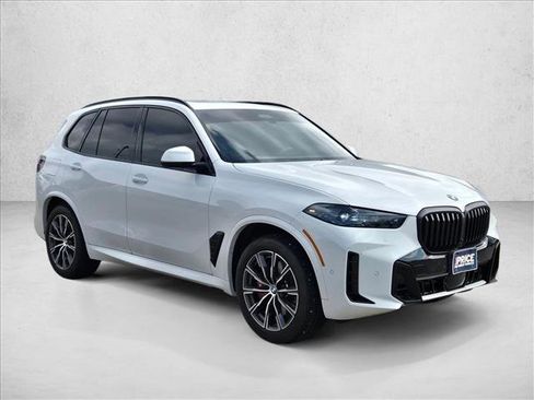 Used 2026 BMW X5 sDrive40i w/ M Sport Package RWD image 3
