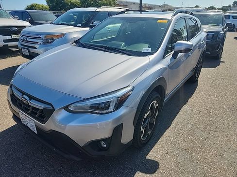 Used 2021 Subaru Crosstrek 2.5i Limited w/ Moonroof Package 2 AWD/4WD image 3