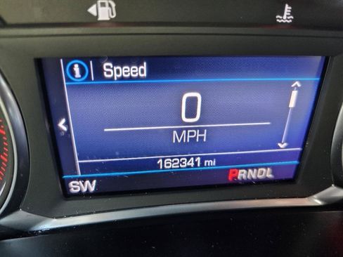 Used 2019 Chevrolet Blazer LT FWD image 13