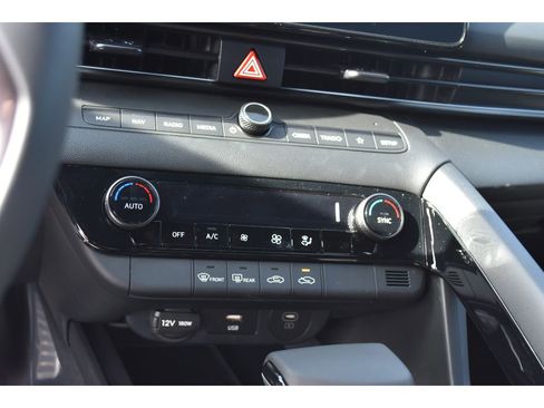 New 2026 Hyundai Elantra Sport image 23