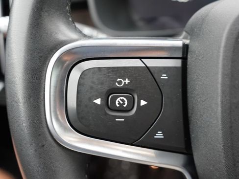 Used 2023 Volvo XC40 Recharge Ultimate w/ Protection Package Premier AWD/4WD image 34