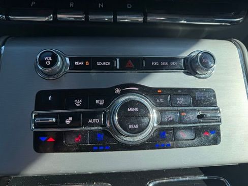 Used 2020 Lincoln Aviator Reserve w/ Equipment Group 202A image 35