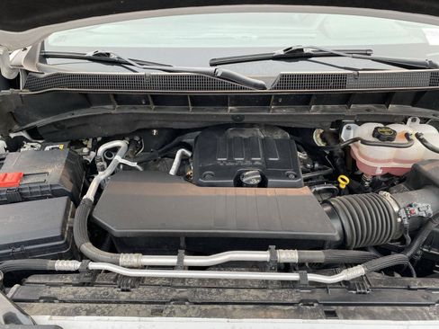 Used 2026 Chevrolet Silverado 1500 LT AWD/4WD image 32