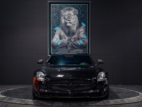 Used 2012 Mercedes-Benz SLS AMG Coupe image 22