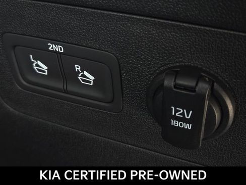 Certified 2025 Kia Sorento LX FWD image 10