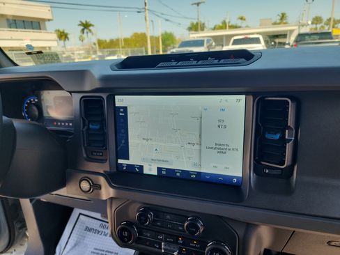 Used 2024 Ford Bronco Black Diamond image 29