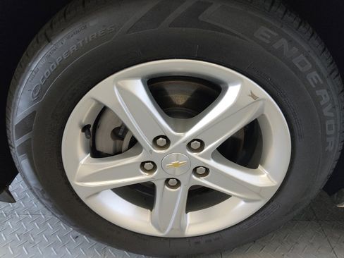 Used 2022 Chevrolet Malibu LS FWD image 31