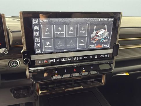 Certified 2025 GMC Hummer EV 2X w/ LPO, Cargo Utility Package image 21