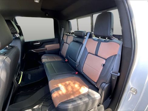 Used 2023 Chevrolet Silverado 2500 High Country w/ Z71 Off-Road Package AWD/4WD image 25