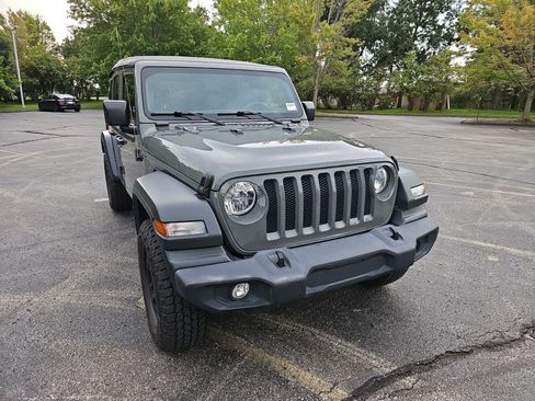 Used 2018 Jeep Wrangler Unlimited Sport AWD/4WD image 8