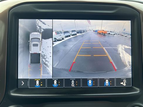 Used 2019 Chevrolet Silverado 1500 High Country w/ Technology Package image 14