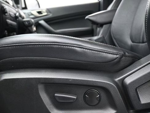 Used 2022 Ford Ranger Lariat w/ Equipment Group 501A High image 11