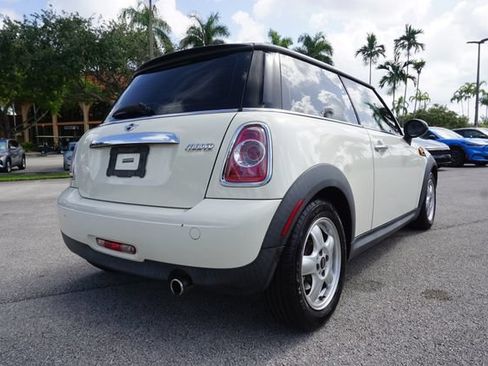 Used 2011 MINI Cooper Hardtop FWD image 7