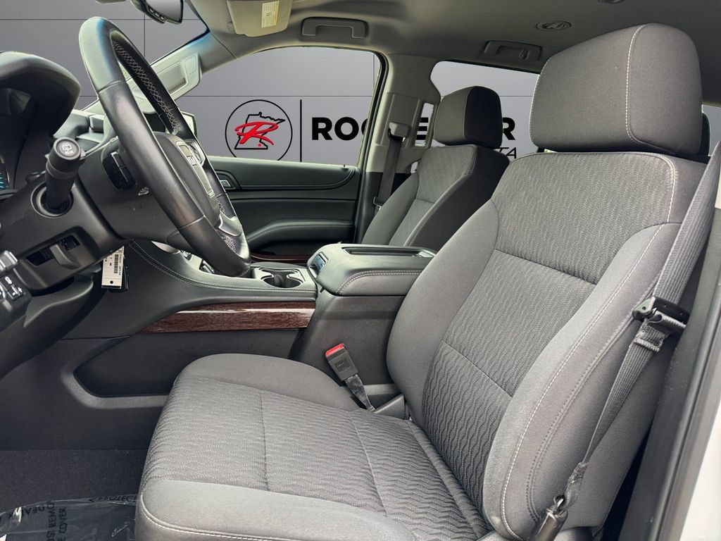 Used 2019 GMC Yukon SLE w/ SLE Value Package AWD/4WD image 10