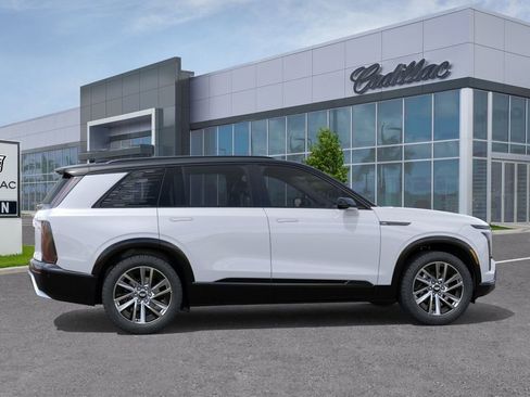 New 2026 Cadillac Vistiq Luxury AWD/4WD image 6