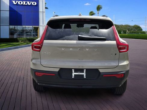 New 2026 Volvo XC40 B5 Ultra AWD/4WD image 6