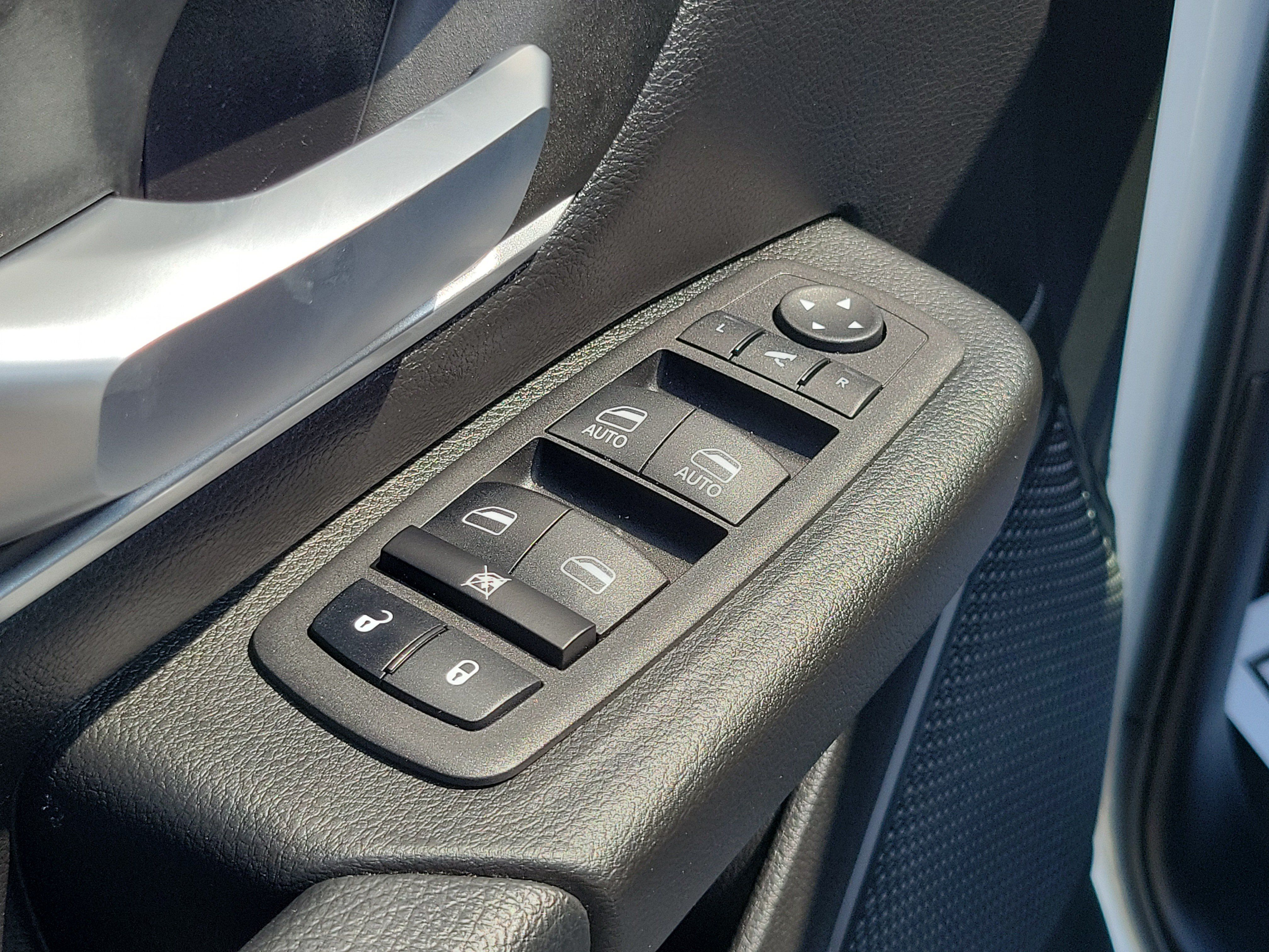 Used 2023 RAM 1500 Big Horn AWD/4WD image 15