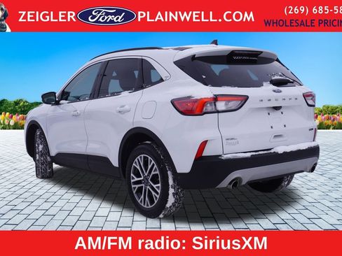 Used 2021 Ford Escape SEL image 3