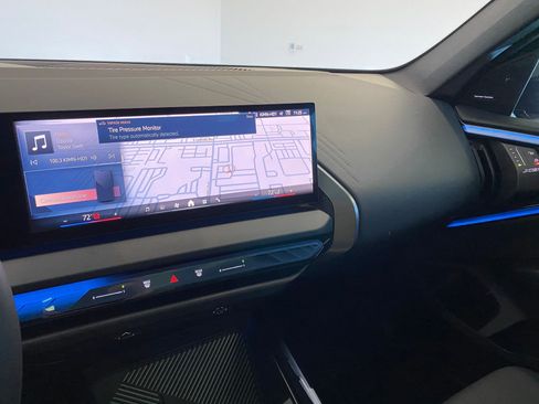 Used 2025 BMW X3 xDrive30i w/ Premium Package image 25