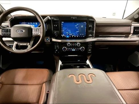 Used 2025 Ford F250 King Ranch image 17