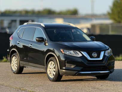Used 2018 Nissan Rogue SV w/ Sun & Sound Touring Package