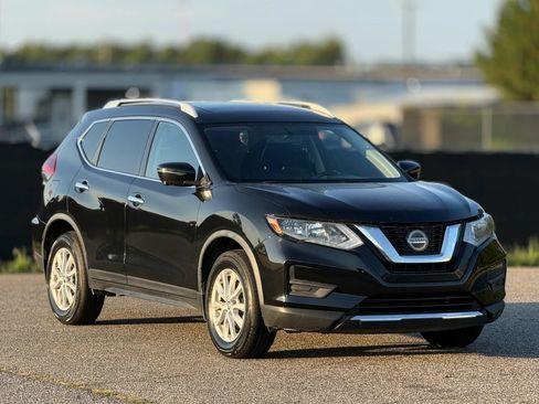 Used 2018 Nissan Rogue SV w/ Sun & Sound Touring Package AWD/4WD image 1