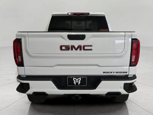 New 2026 GMC Sierra 1500 AT4 w/ AT4 Premium Package AWD/4WD image 31