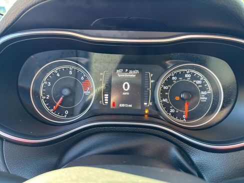 Used 2021 Jeep Cherokee Latitude image 8