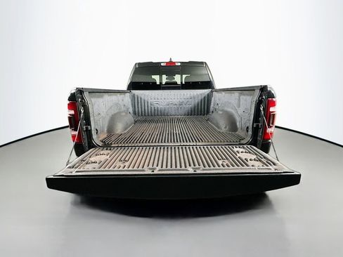 Used 2019 RAM 1500 Big Horn RWD image 32