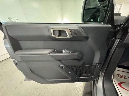 New 2025 Ford Bronco Badlands image 12