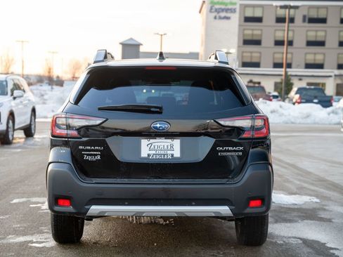 Used 2025 Subaru Outback Touring XT image 6