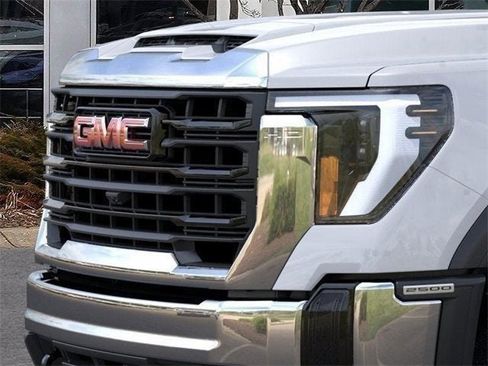 Used 2024 GMC Sierra 2500 Pro image 61