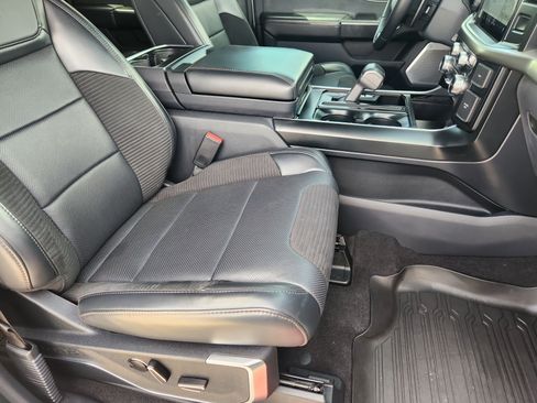 Used 2023 Ford F150 Raptor AWD/4WD image 12