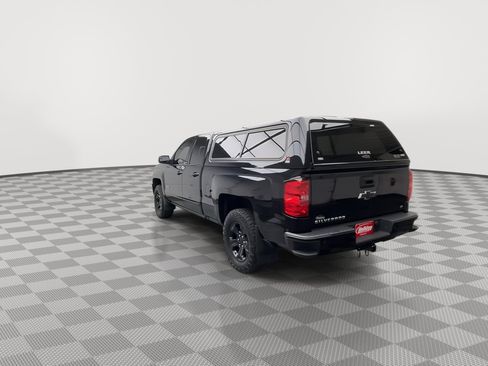 Used 2017 Chevrolet Silverado 1500 LT w/ Midnight Edition AWD/4WD image 35