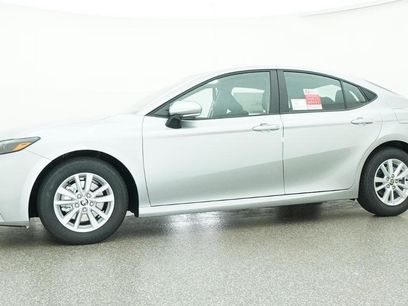 New 2026 Toyota Camry LE w/ Convenience Package