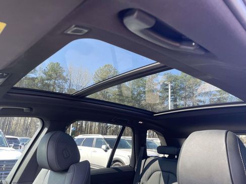 Used 2022 BMW X5 xDrive40i w/ Premium Package image 18