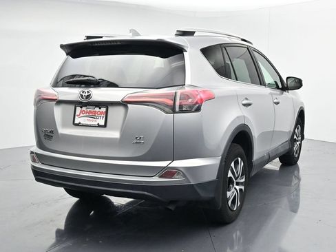 Used 2016 Toyota RAV4 LE AWD/4WD image 6