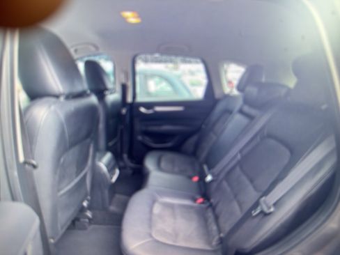 Used 2019 MAZDA CX-5 Touring FWD image 4