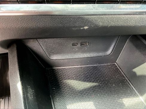 Used 2025 Chevrolet Equinox LT w/ Convenience Package II AWD/4WD image 17