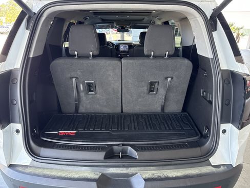 Used 2020 GMC Acadia AT4 w/ LPO, 'HIT The Road' Package AWD/4WD image 31