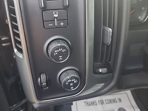 Used 2018 Chevrolet Silverado 1500 LT w/ All Star Edition AWD/4WD image 22
