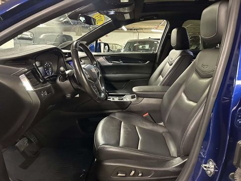 Used 2023 Cadillac XT5 Premium Luxury AWD/4WD image 13