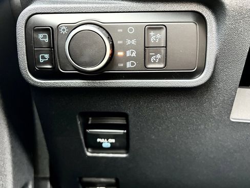 New 2025 Ford Bronco Badlands image 20