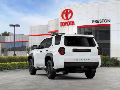 New 2026 Toyota 4Runner SR5 image 9