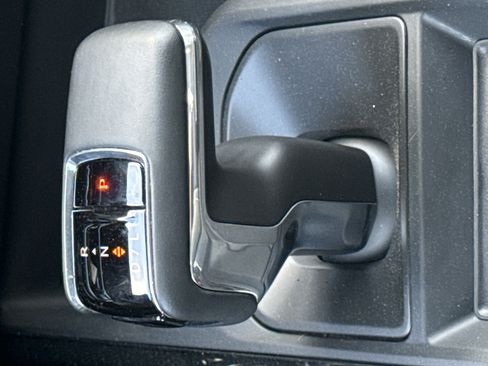 Used 2024 Chevrolet Silverado 1500 ZR2 w/ Technology Package image 27