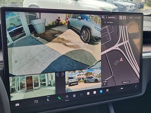 Used 2024 Tesla Model X image 32