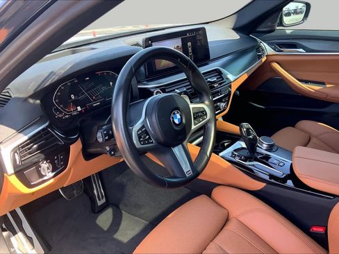 Used 2023 BMW 540i w/ M Sport Package RWD image 18