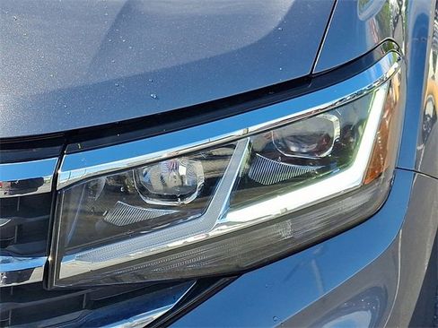 Used 2023 Volkswagen Atlas SE image 9