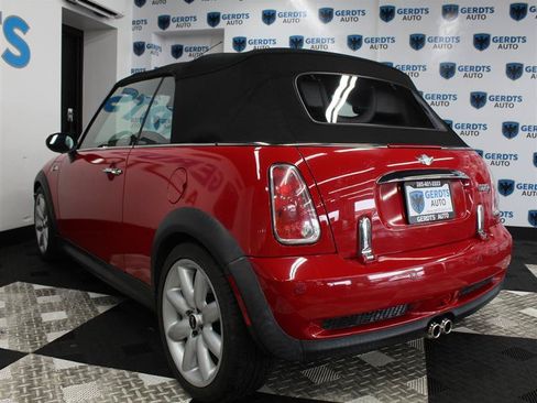 Used 2006 MINI Cooper S FWD image 2